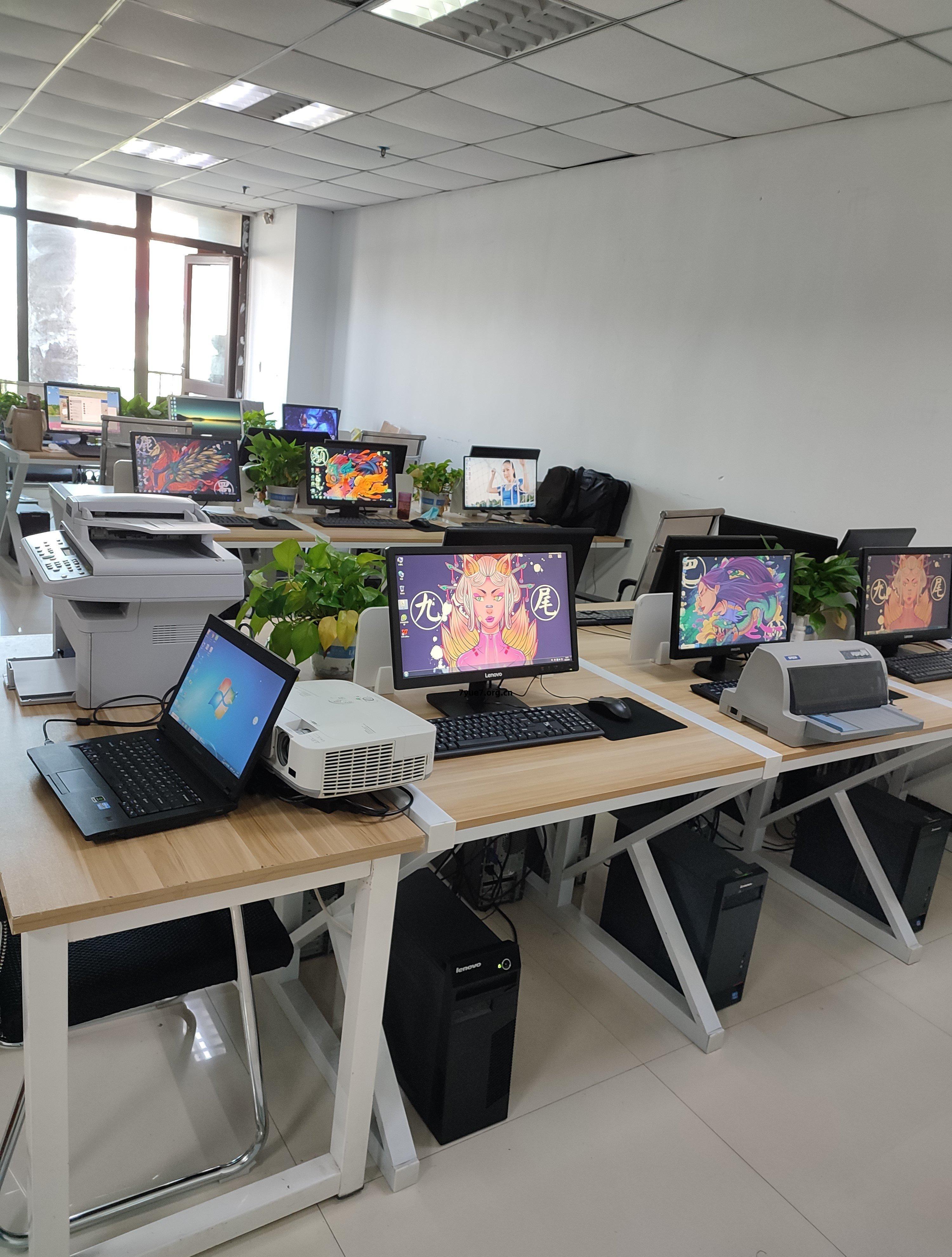 辦(ban)公(gong)設(she)備轉讓(rang)求(qiu)購(gou)平臺(tai)推薦(jian) 高(gao)效(xiao)匹配供需(xu)雙(shuang)⽅